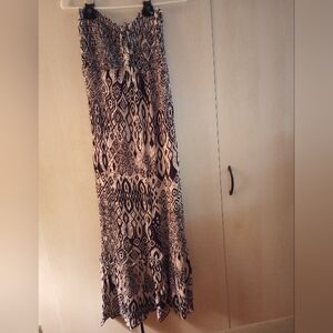 Black&White/Pink Wash Strapless Smocked Dress